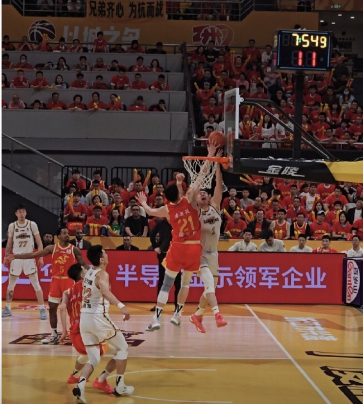 辽宁队客场闯关，成功击败浙江队的简单介绍