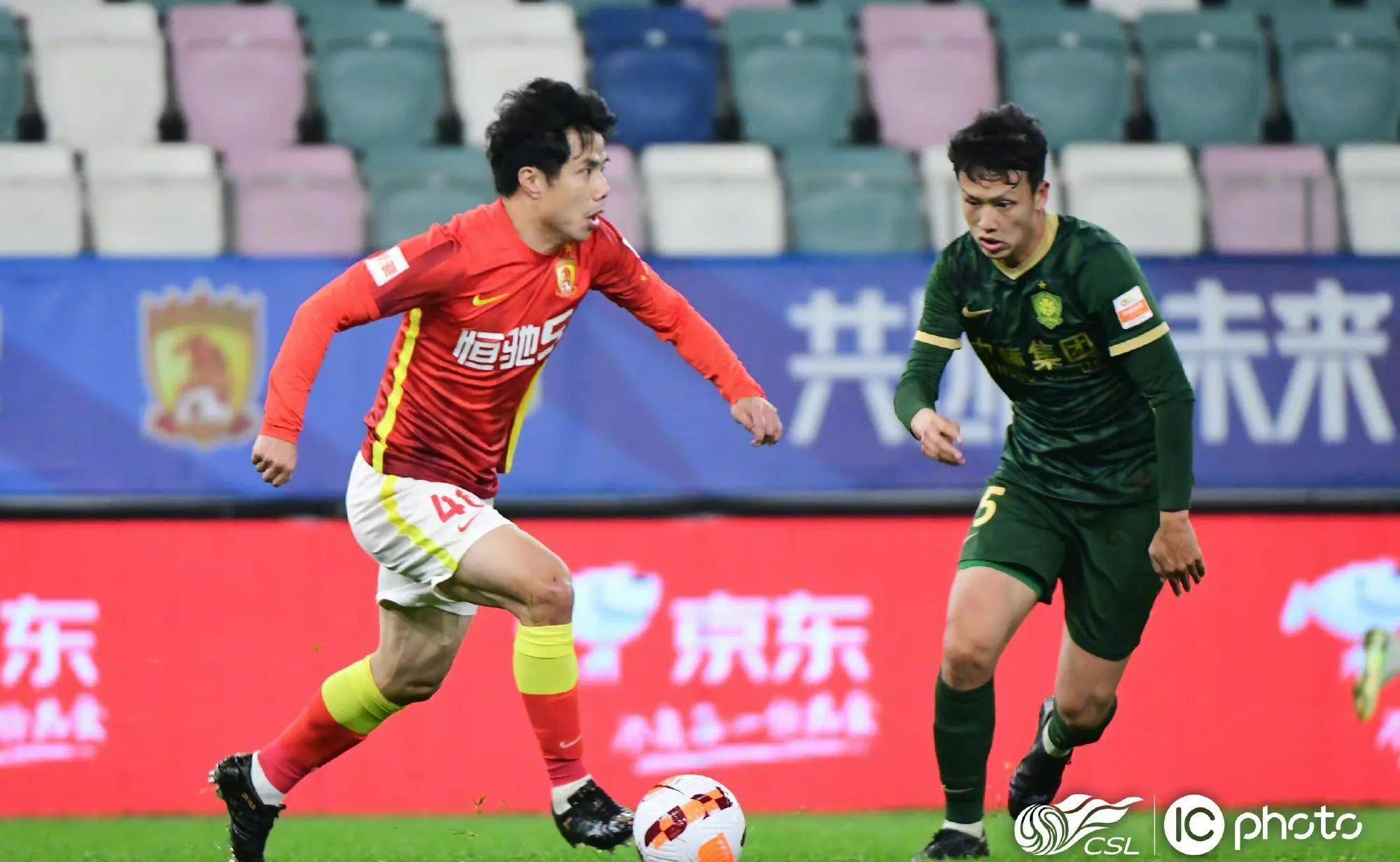 星空体育网址-恒大挑战国安：两队实力对比，争夺胜利激烈的简单介绍