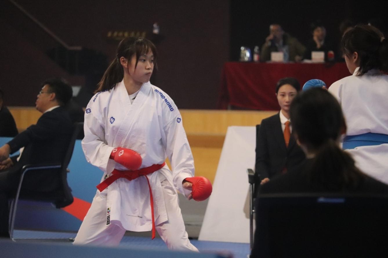 包含委内瑞拉选手斩获女子空手道金牌的词条