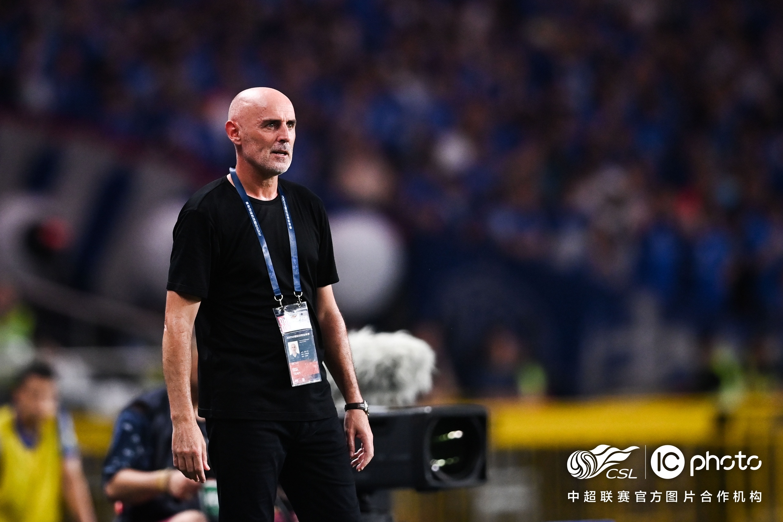 近期表现走低，球队主帅面临下课压力