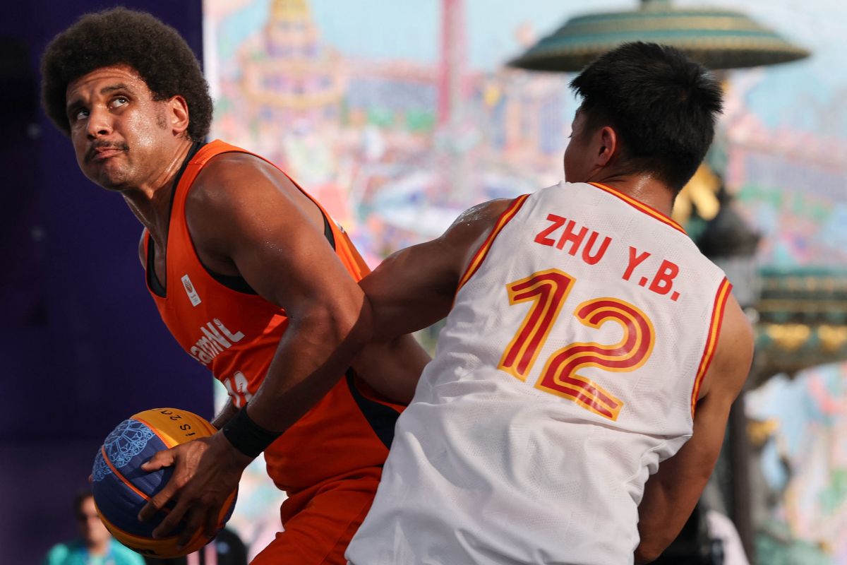 中非共和国队在比赛中击败荷兰