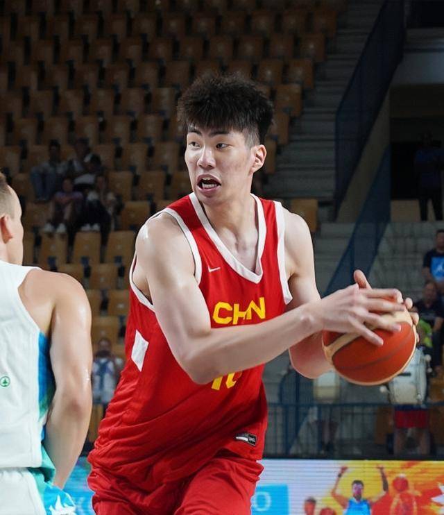 非洲篮球新星崭露头角，势必引领一代的简单介绍