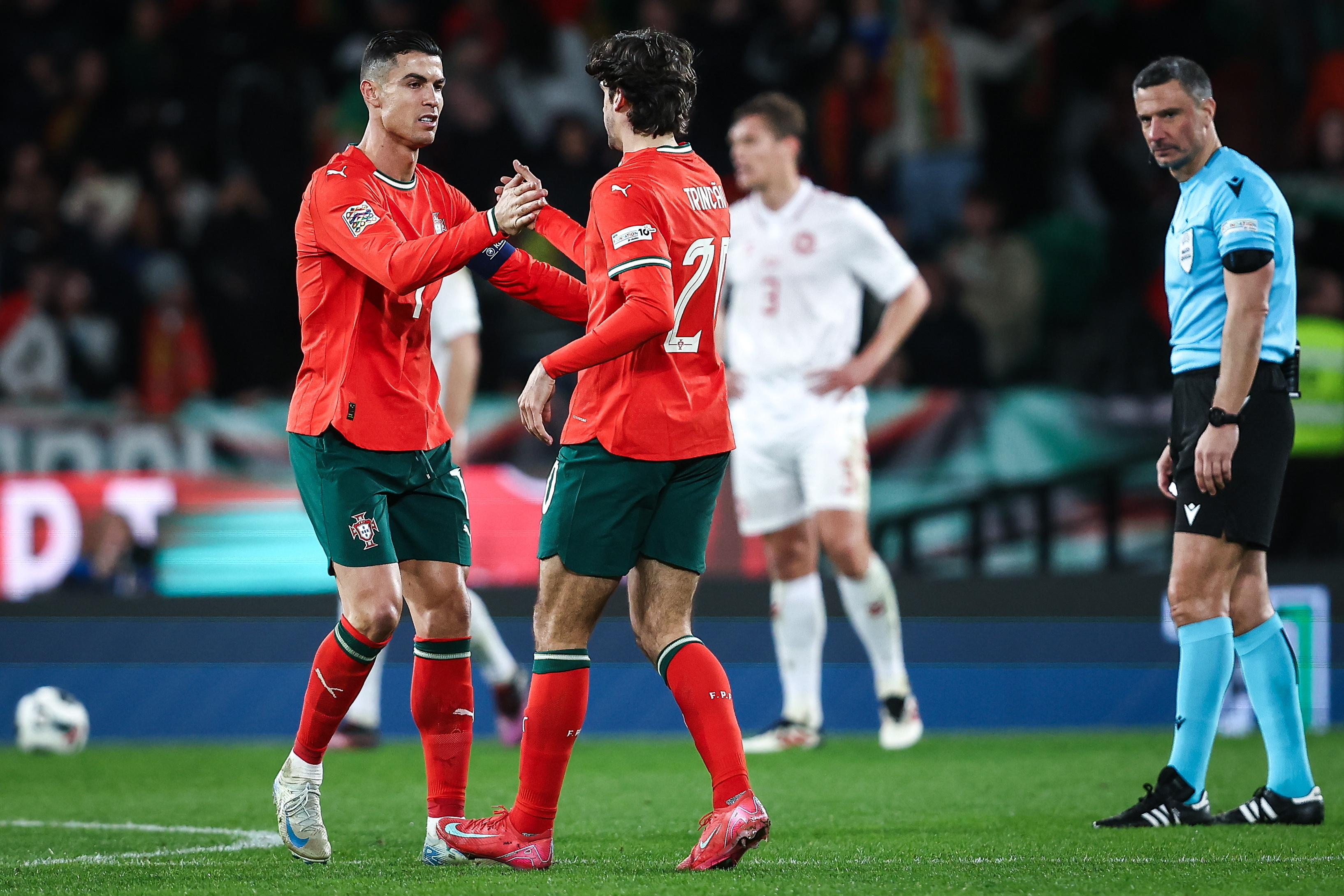 星空体育馆-葡萄牙挑战瑞典，决战欧洲杯资格赛四分之一决赛的简单介绍