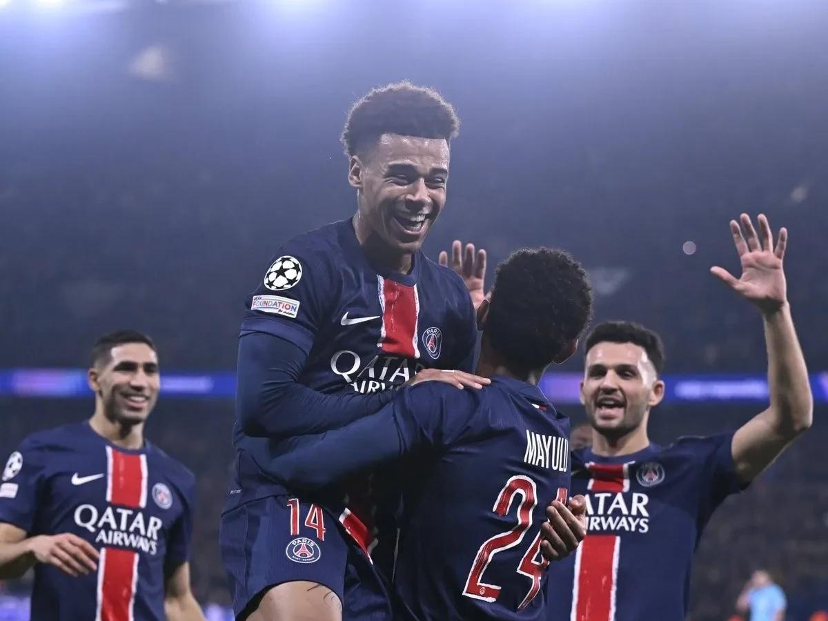 包含巴黎圣日尔曼遭遇失败，客场不敌对手的词条