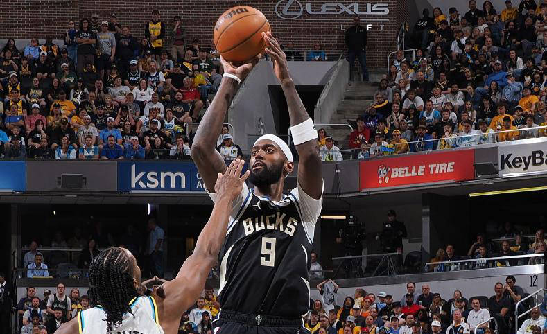 雄鹿队核心球员表现不佳，教练组寻找解决方式的简单介绍