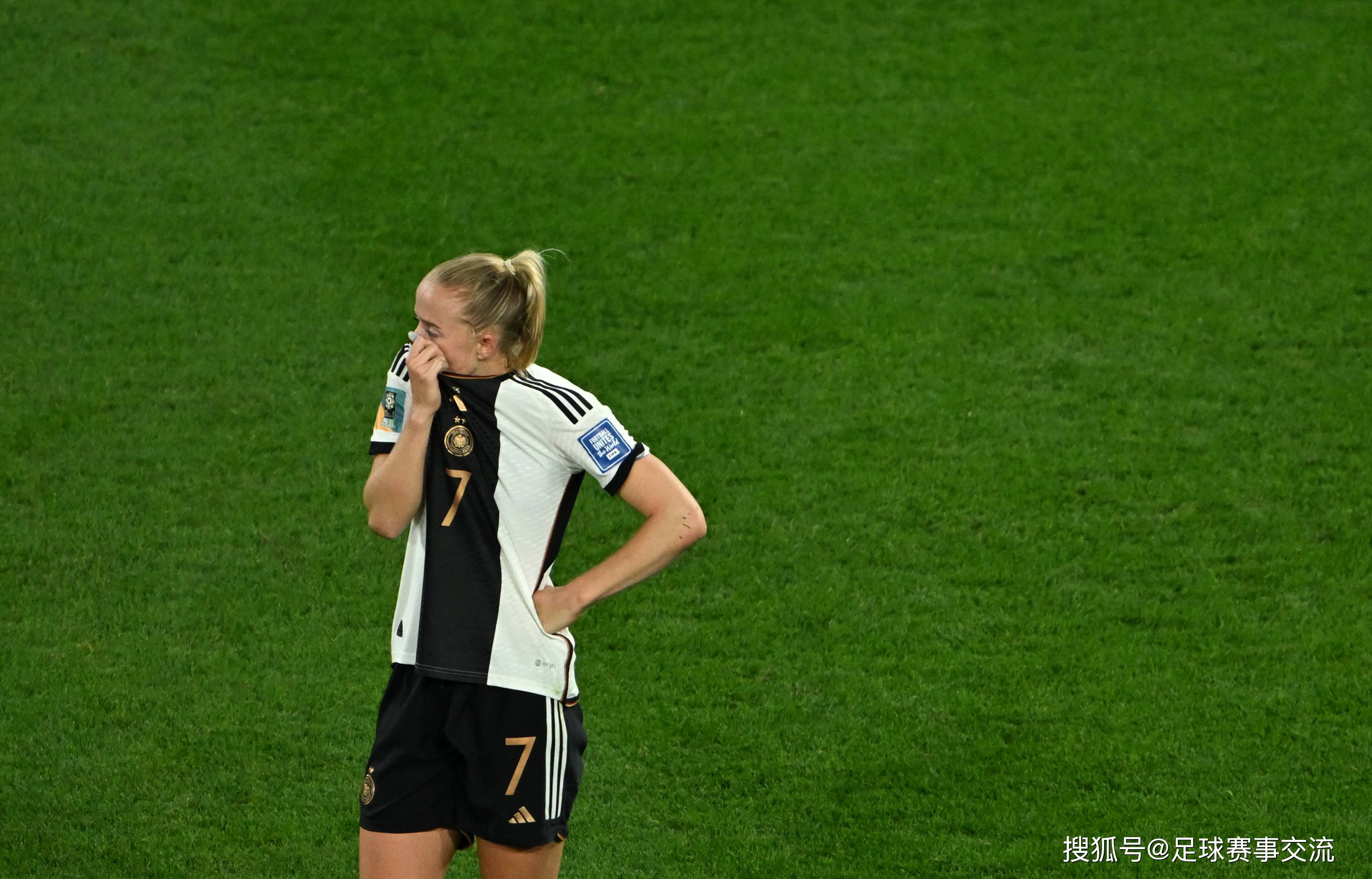 西班牙女足大胜尼日利亚,小组首战告捷的简单介绍 西班牙女足大胜尼日利亚,小组首战告捷的简单介绍