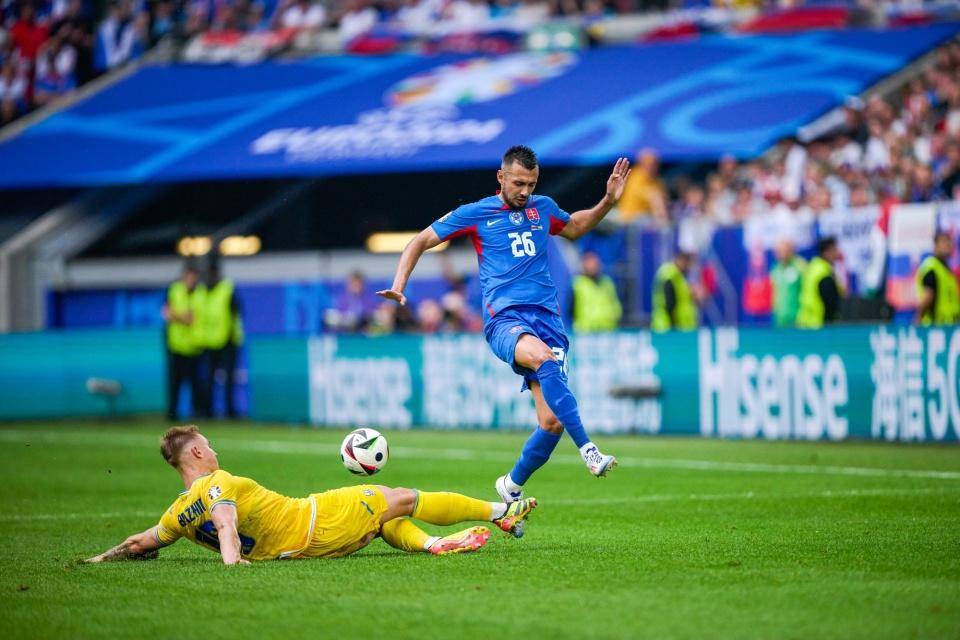 乌克兰vs奥地利，比赛现场热闹非凡的简单介绍