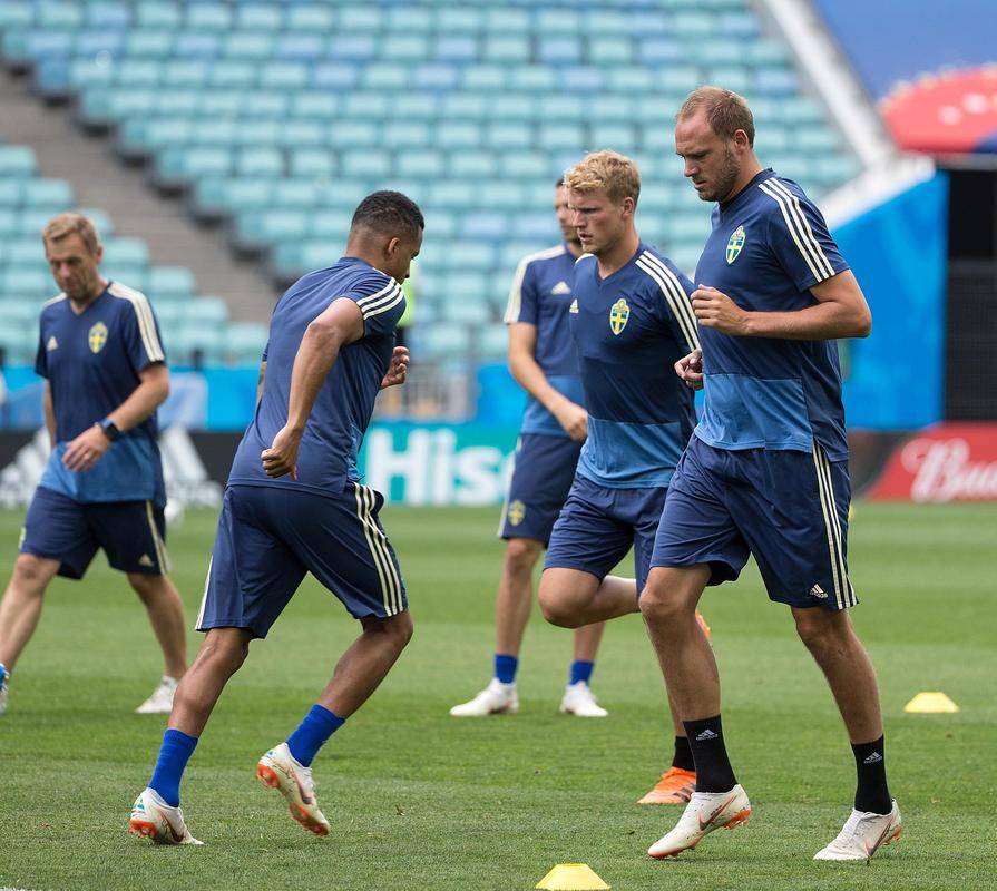 星空体育app下载地址-瑞士小将因伤退出欧洲比赛阵容