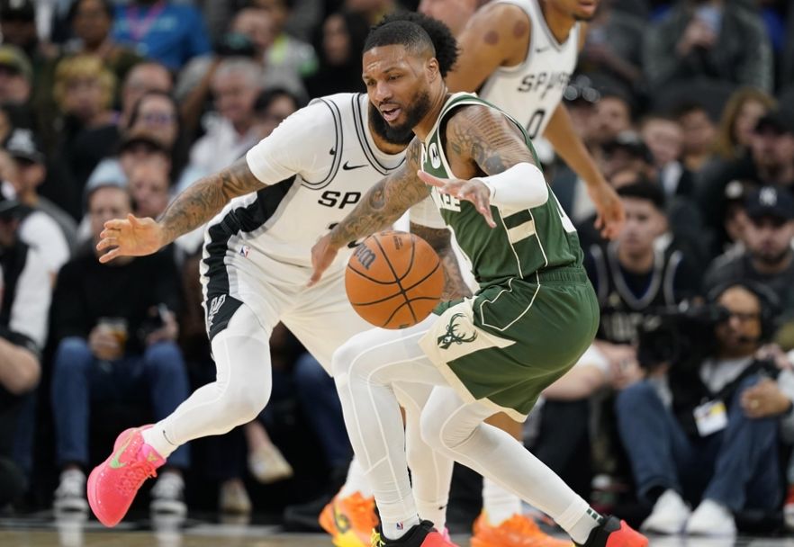 星空体育app下载地址-雄鹿憾负灰熊，疲态显露战绩下滑的简单介绍